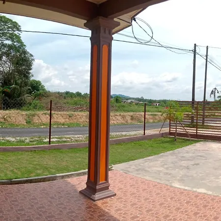 Homestay Adilah A Pasir Puteh Exterior photo